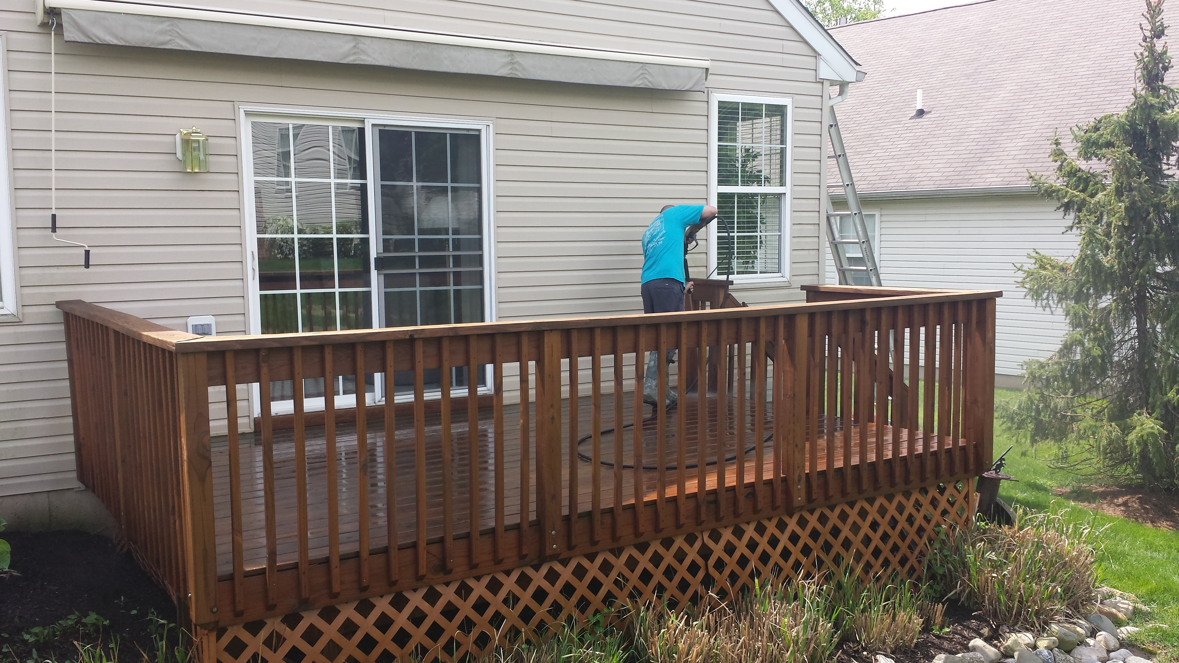 Bucks County residential window cleaning - job photo 9 in Bucks County PA
