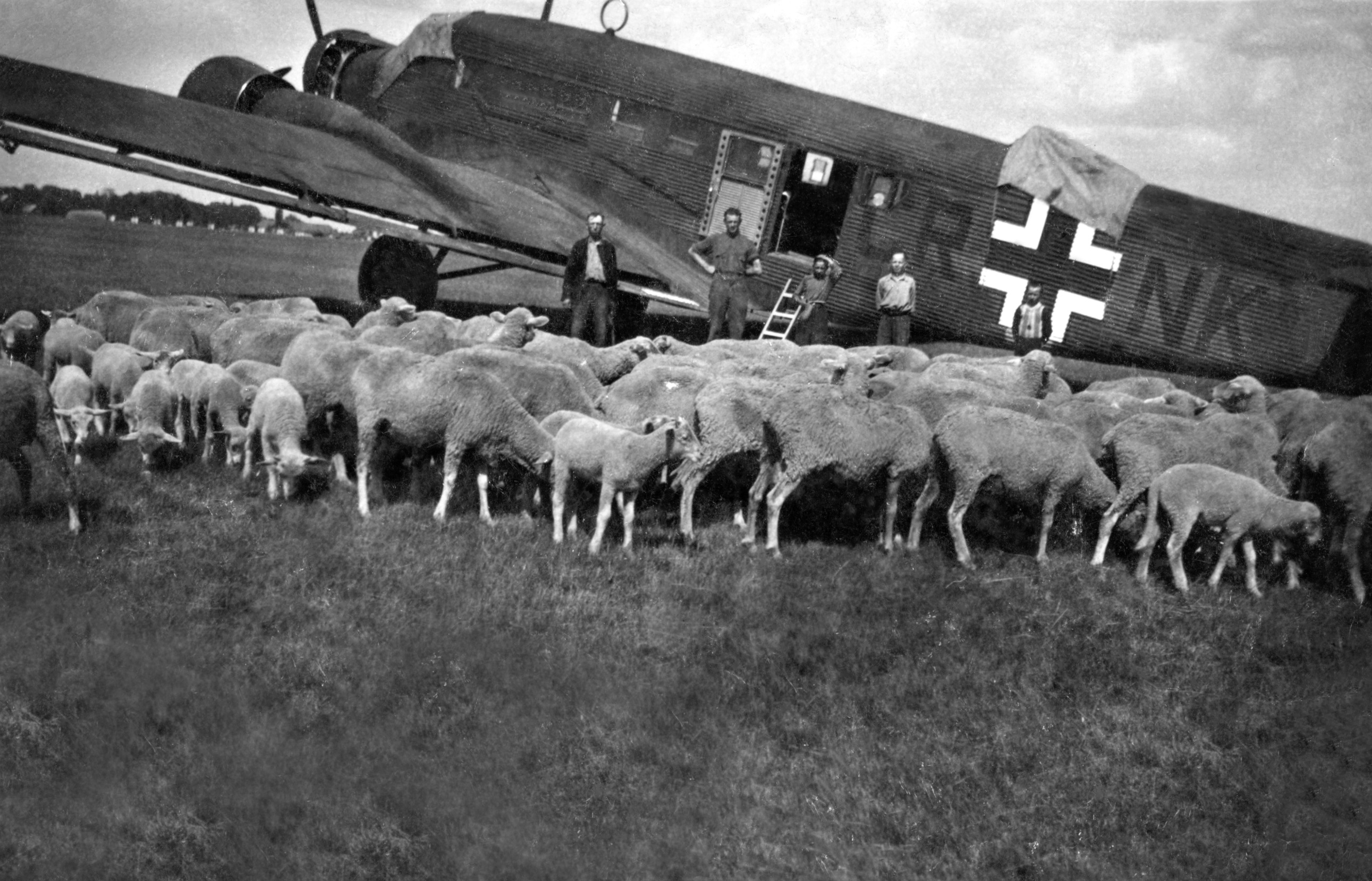 Fotografia storica inedita dell'aeroporto fantasma di Sciacca – da 1000 Scatti di Guerra di Nicola Virgilio