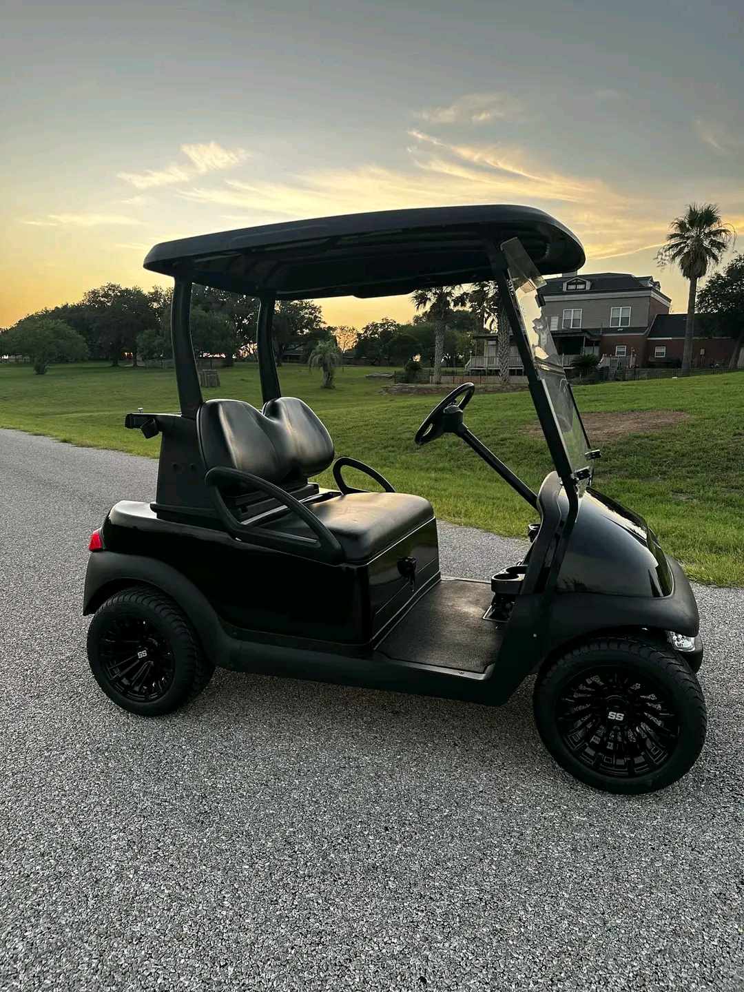 Used 2-Seat Golf Cart