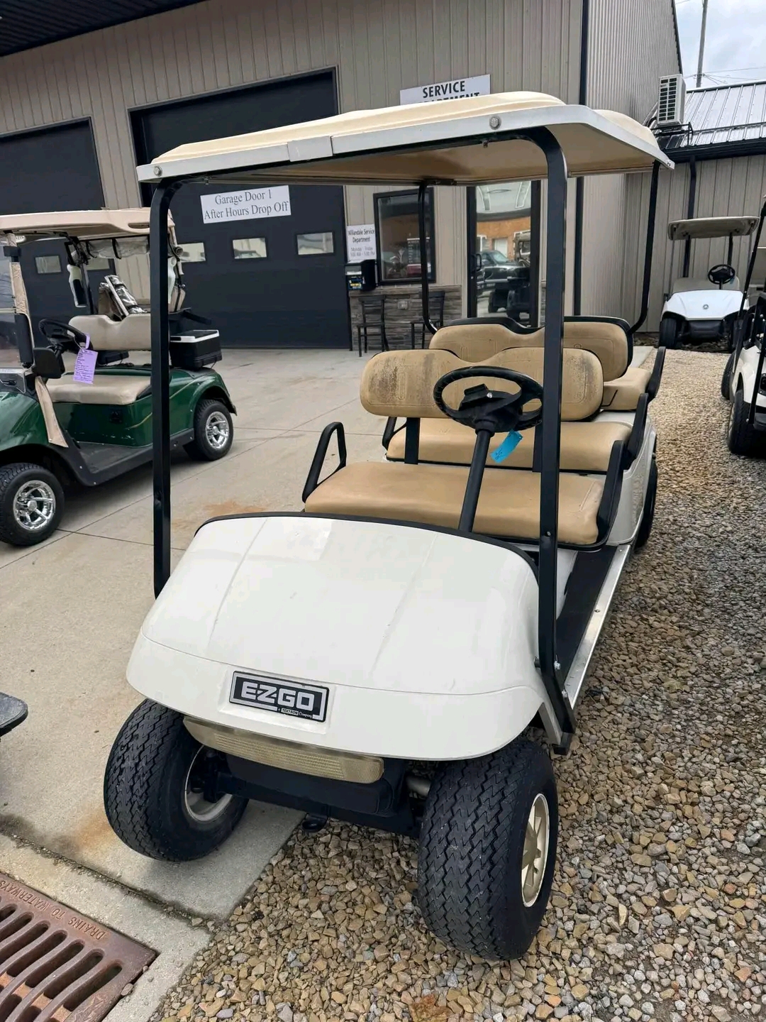 Used 4-Seat Custom Golf Cart