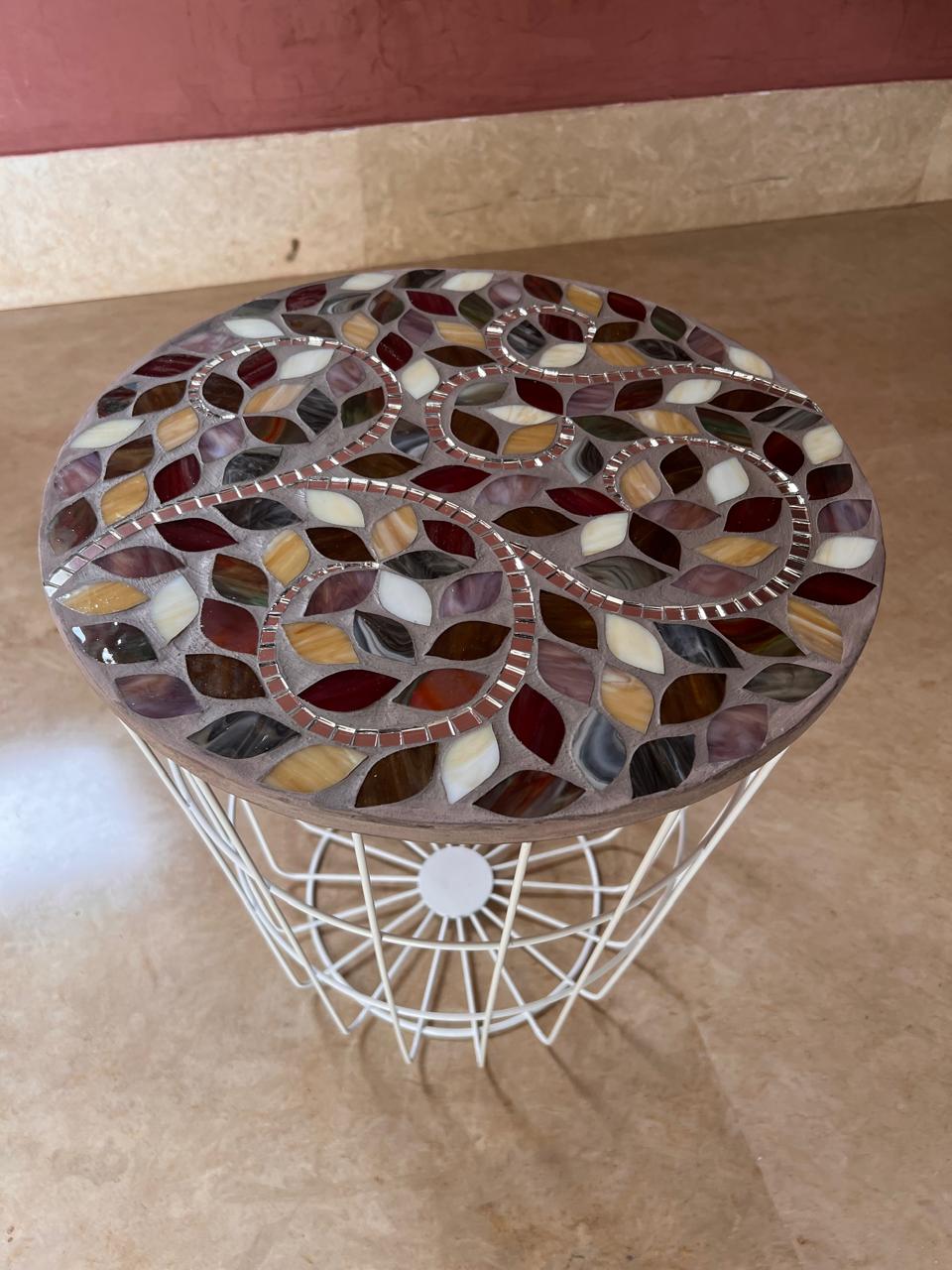 Star of the Orient Islamic star mosaic composition in cream sand and matte gold tesserae