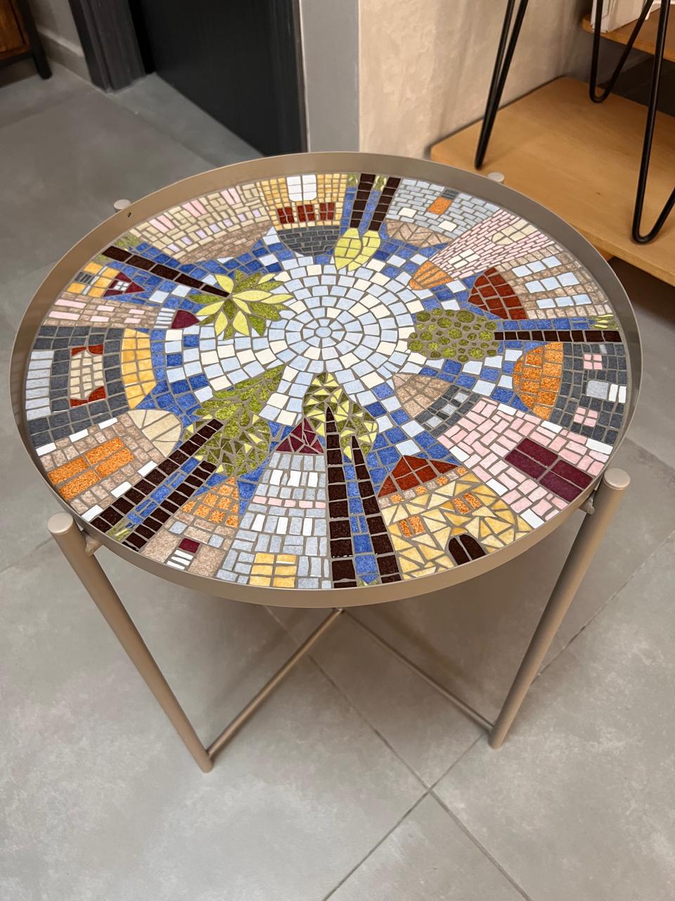 Geometric mosaic rosette in pearly white pearl grey and warm ivory