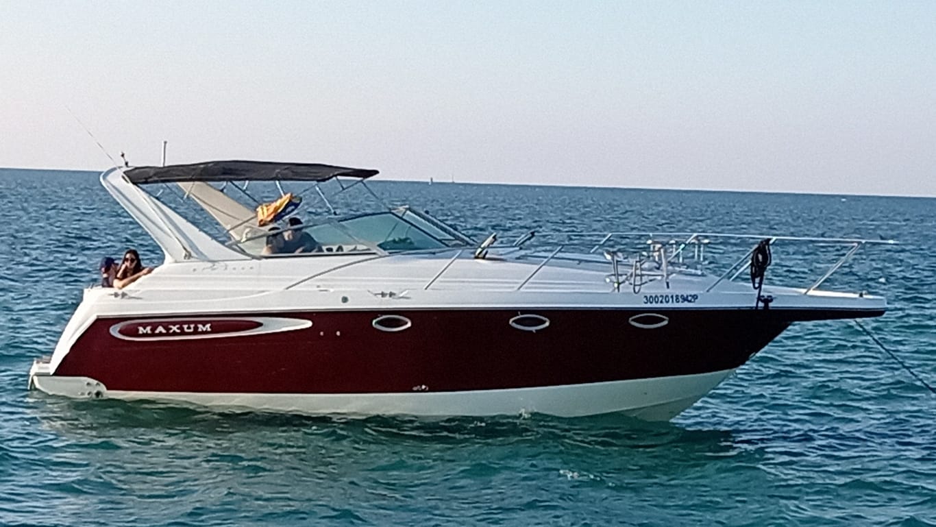 Maxum SRC3000 — 30 ft