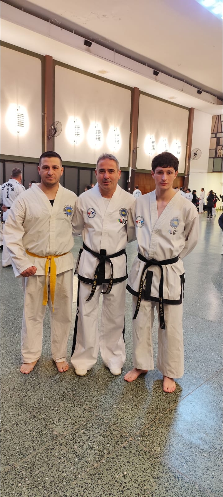 Momento del entrenamiento en el Dojang