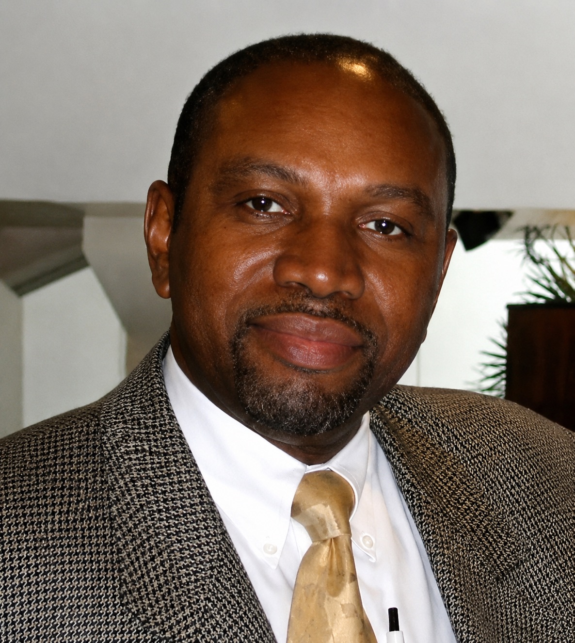 Dr. Wilfred Quarcoopome