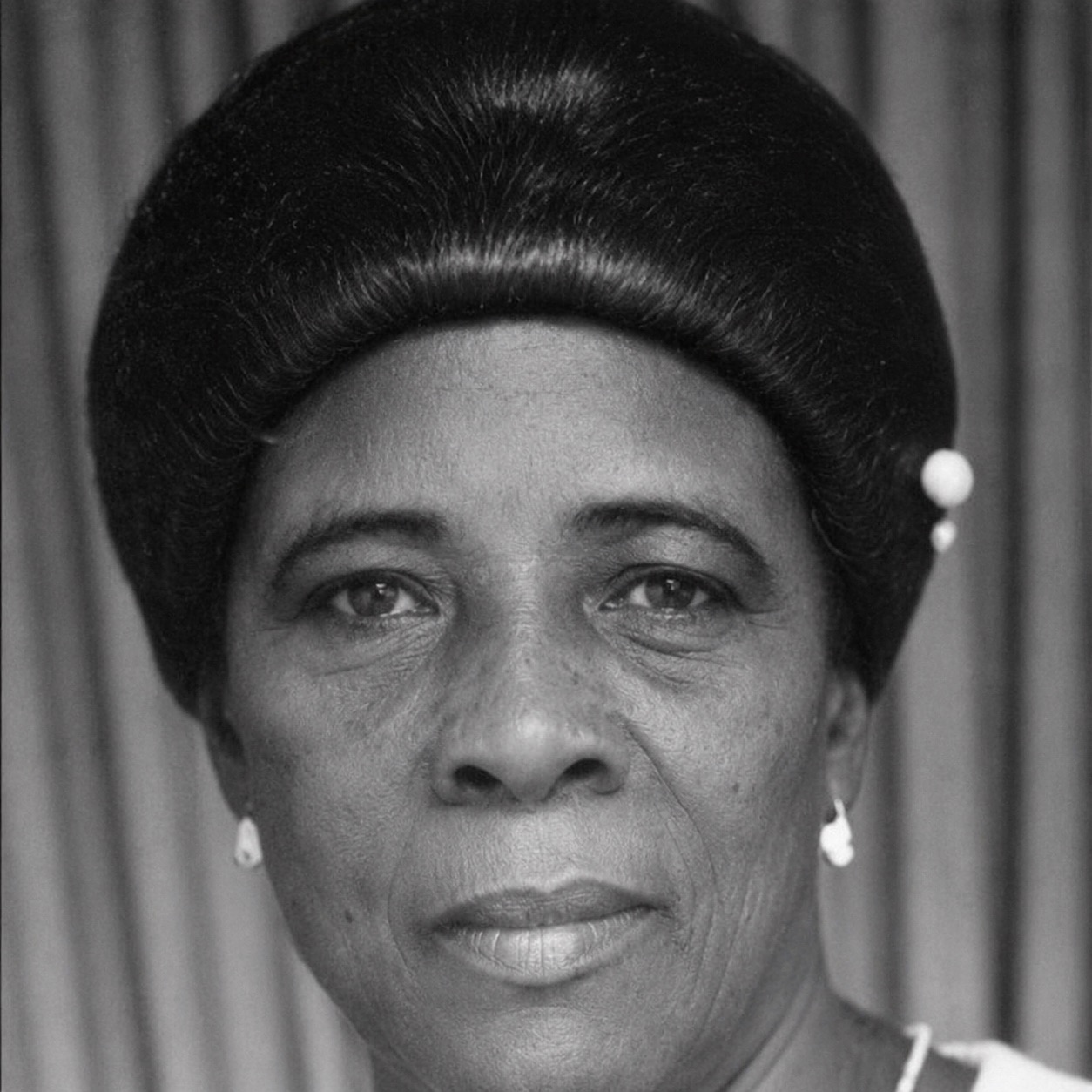 Elizabeth Akushey