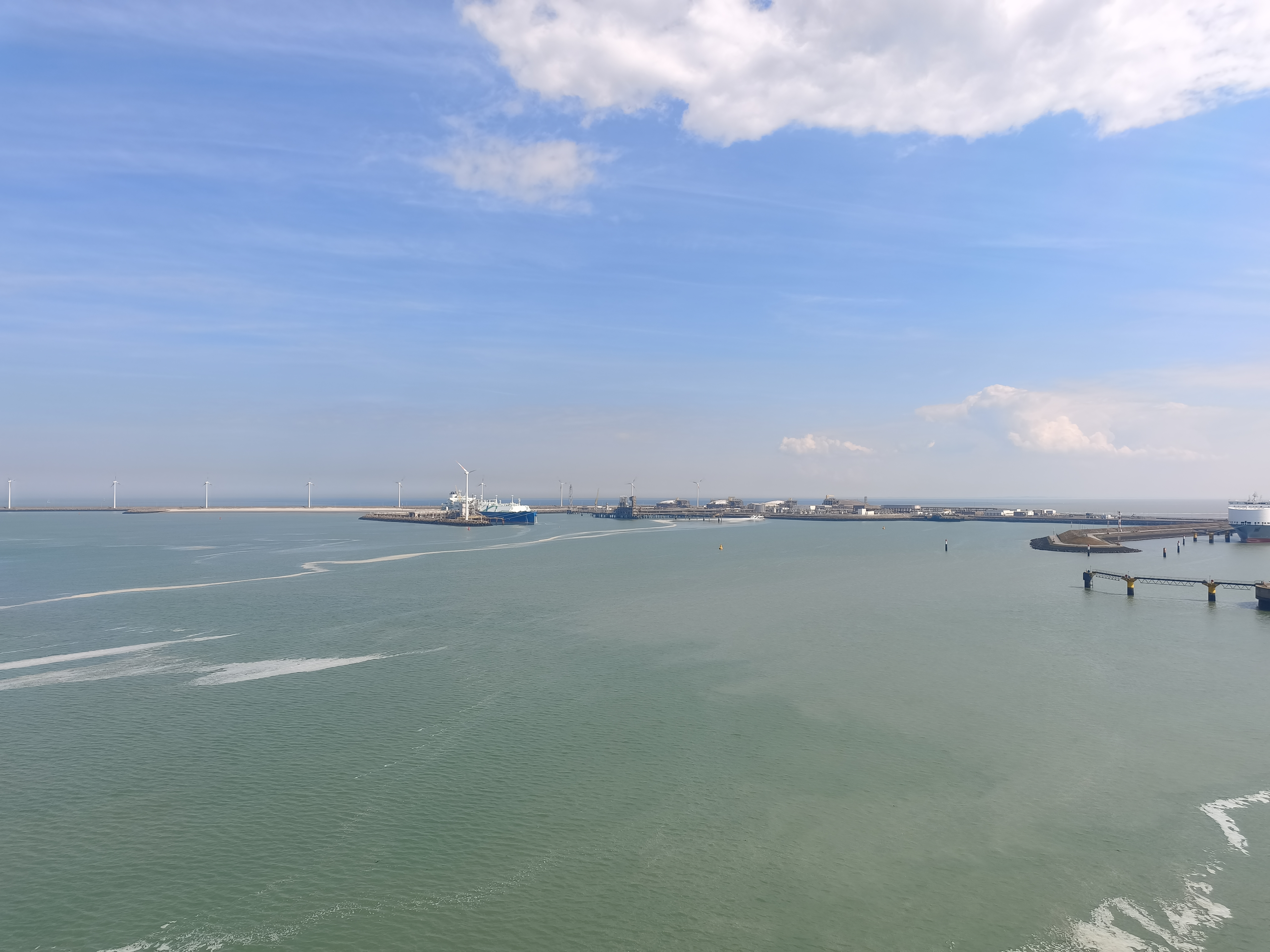 Day 5 — Zeebrugge, a quick stretch, and back on board for the final day — photo 4
