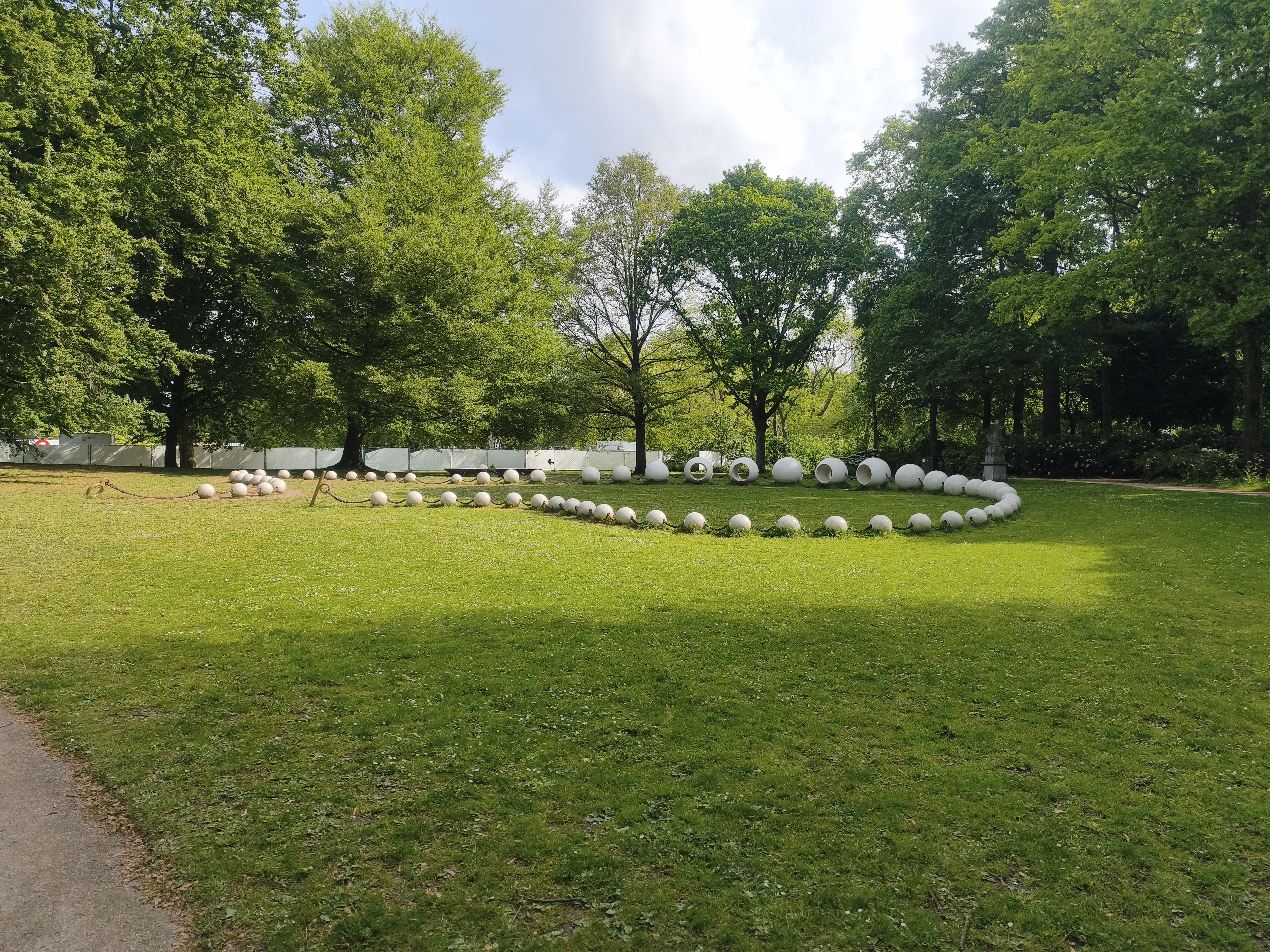 Day 2 in Rotterdam — under the Maas, the park, and a two o'clock sail-out — photo 7