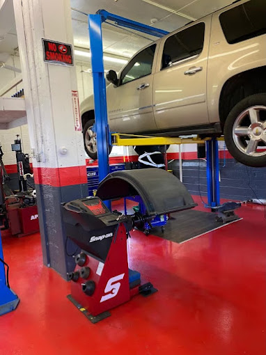 ELV Motors Inc – Expert Technicians at Work – Wingdale NY auto repair Expert Technicians at Work