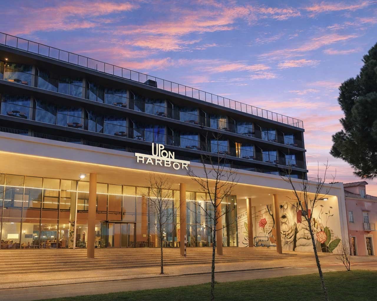 Hotel Harbor Seixal