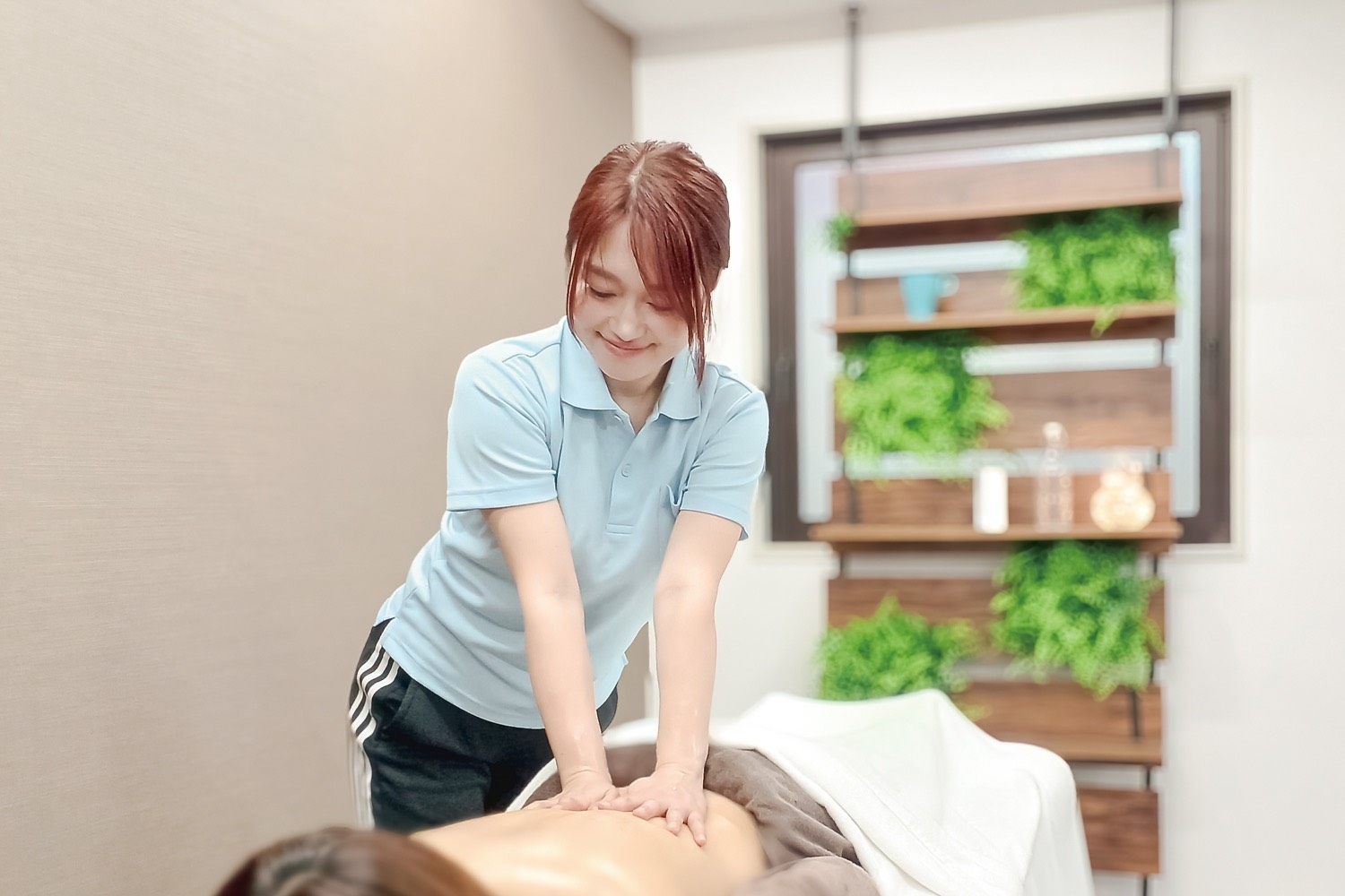 アロマテラピー【女性限定】